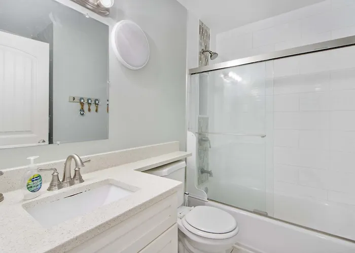 110a Newport Bay